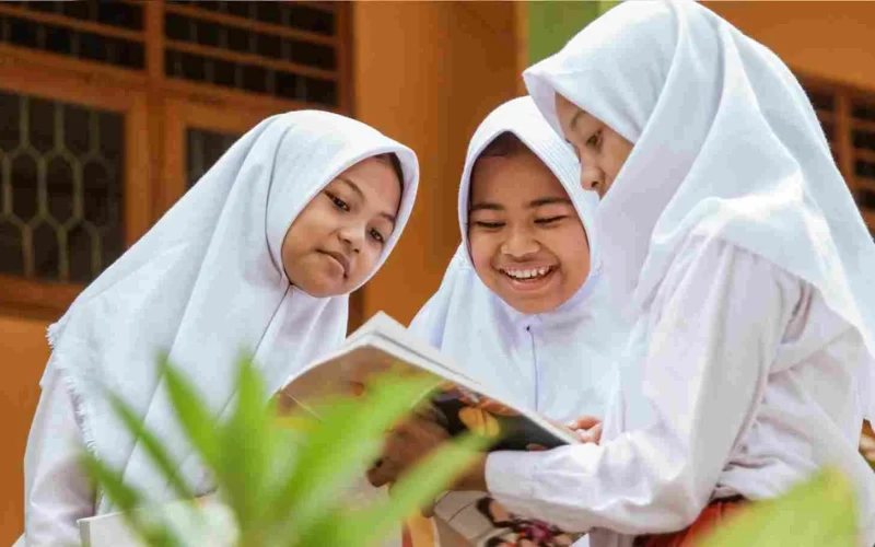 Kumpulan Kata Mutiara Bahasa Arab Tentang Keutamaan Ilmu